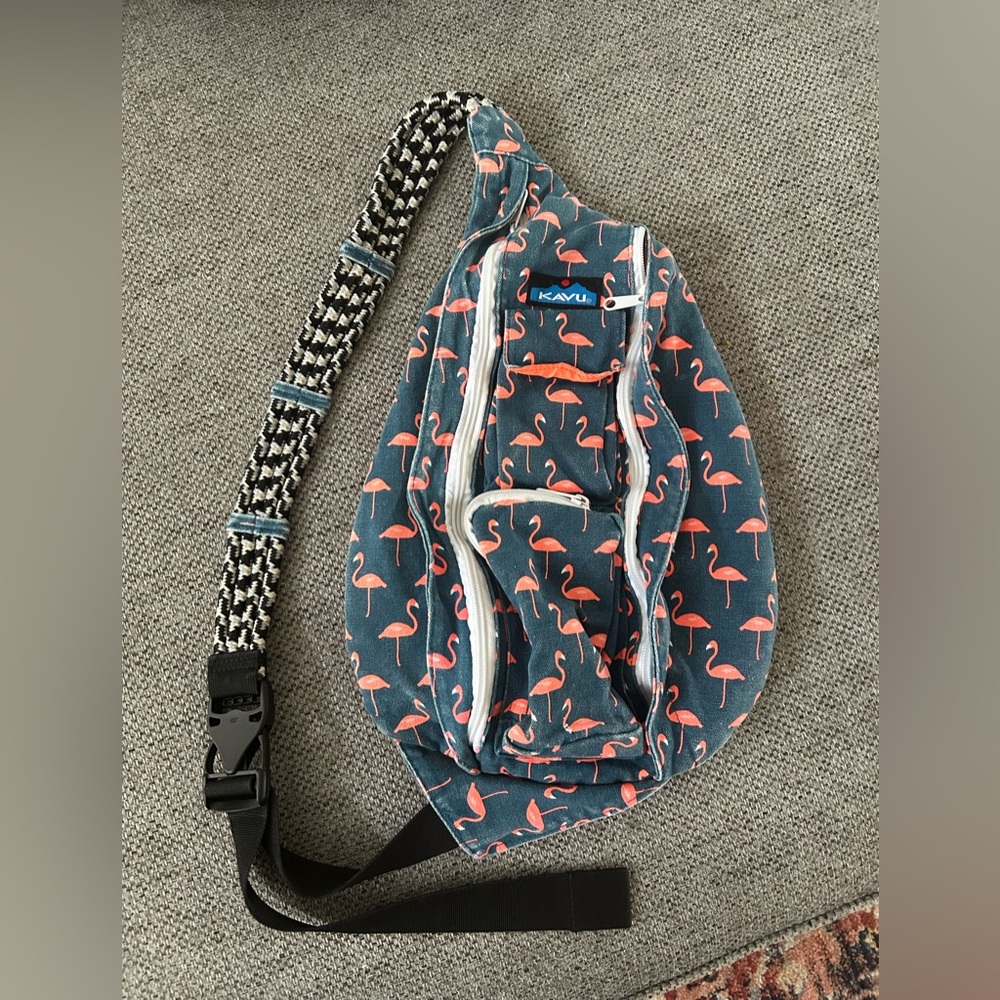 Kavu sling bag